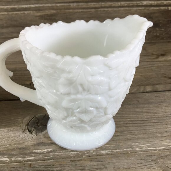 Westmoreland Bramble Maple Leaf Milk Glass Sugar and Creamer - Picture 4 of 10